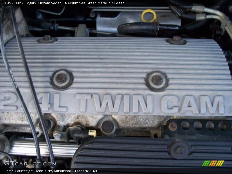 Medium Sea Green Metallic / Green 1997 Buick Skylark Custom Sedan