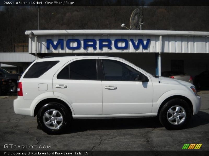 Clear White / Beige 2009 Kia Sorento LX 4x4