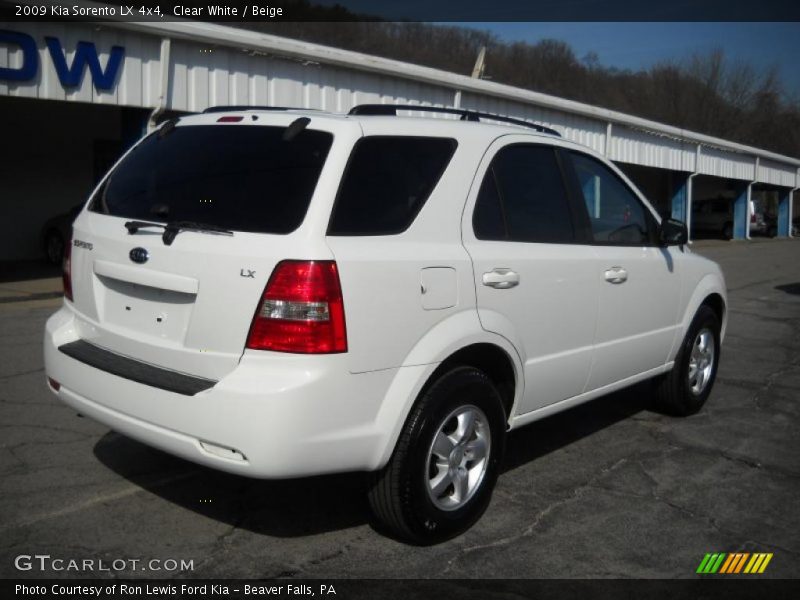 Clear White / Beige 2009 Kia Sorento LX 4x4