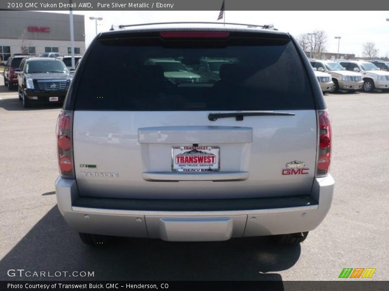 Pure Silver Metallic / Ebony 2010 GMC Yukon Denali AWD