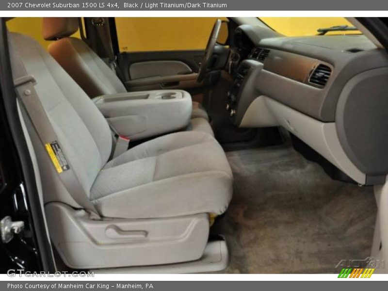 Black / Light Titanium/Dark Titanium 2007 Chevrolet Suburban 1500 LS 4x4