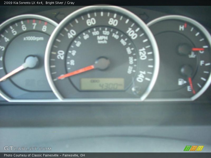 Bright Silver / Gray 2009 Kia Sorento LX 4x4