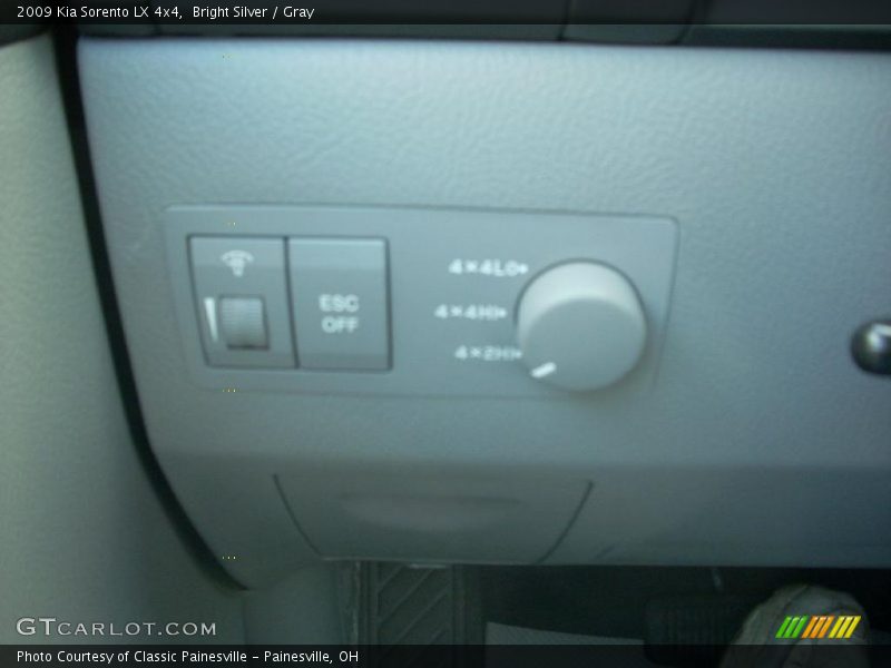 Bright Silver / Gray 2009 Kia Sorento LX 4x4