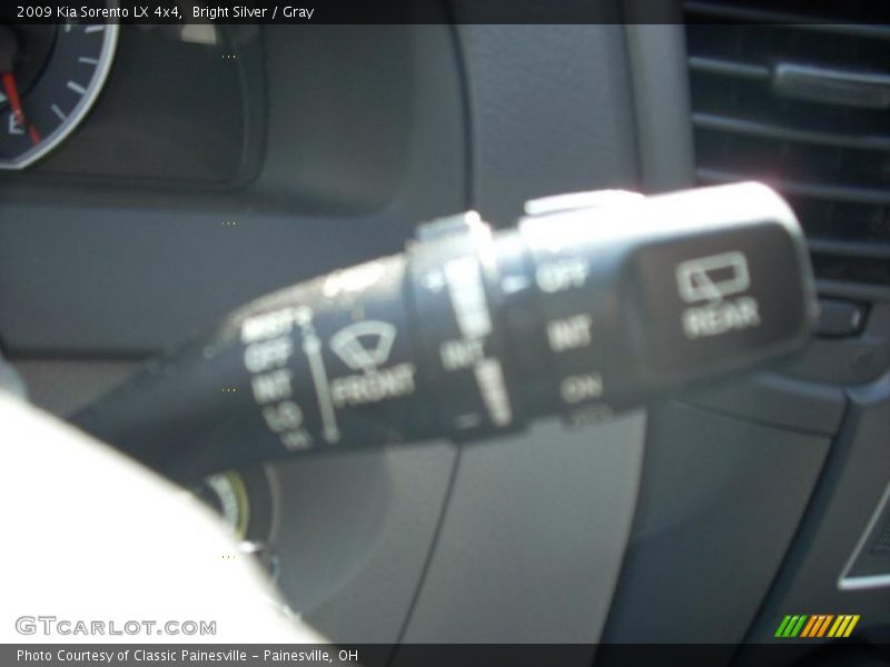 Bright Silver / Gray 2009 Kia Sorento LX 4x4