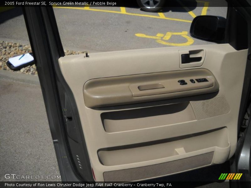 Spruce Green Metallic / Pebble Beige 2005 Ford Freestar SE