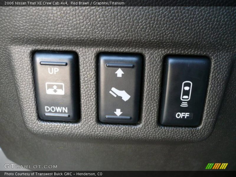 Red Brawn / Graphite/Titanium 2006 Nissan Titan XE Crew Cab 4x4
