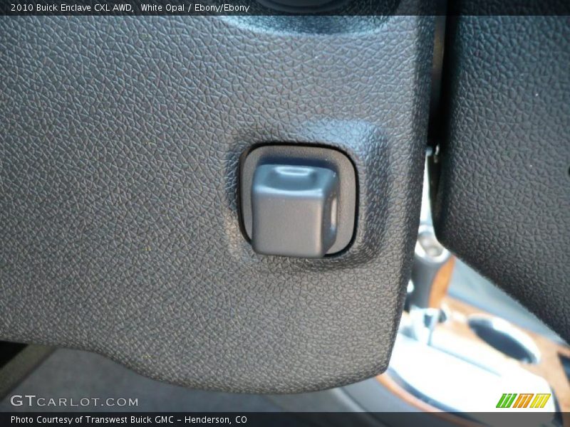 White Opal / Ebony/Ebony 2010 Buick Enclave CXL AWD