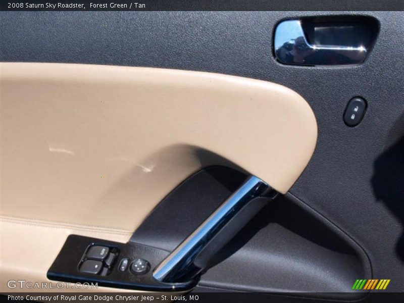 Forest Green / Tan 2008 Saturn Sky Roadster