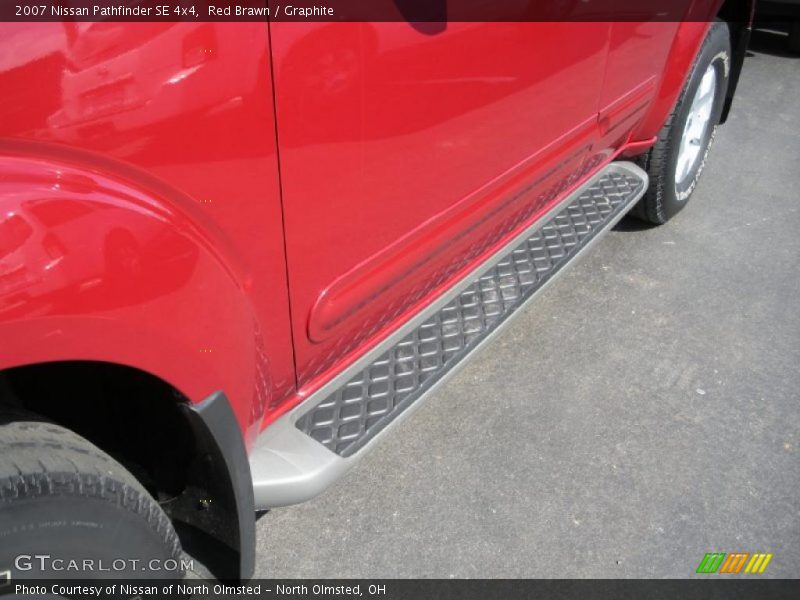Red Brawn / Graphite 2007 Nissan Pathfinder SE 4x4
