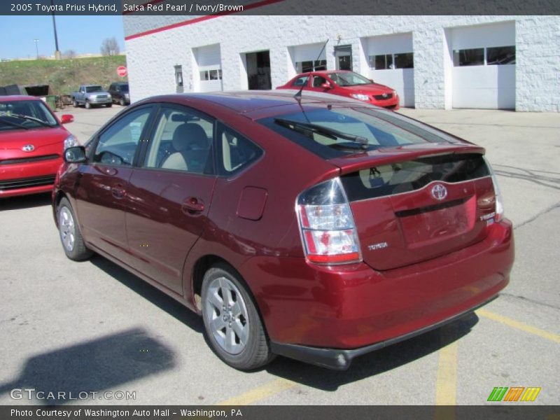 Salsa Red Pearl / Ivory/Brown 2005 Toyota Prius Hybrid