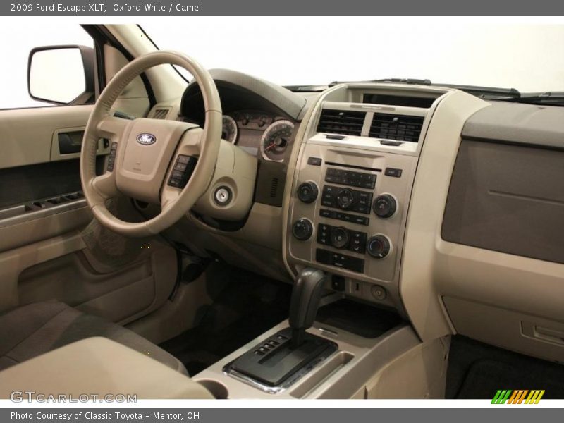 Oxford White / Camel 2009 Ford Escape XLT