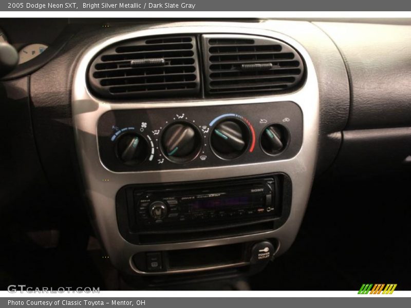 Bright Silver Metallic / Dark Slate Gray 2005 Dodge Neon SXT