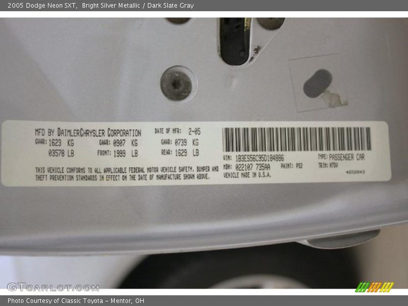 Bright Silver Metallic / Dark Slate Gray 2005 Dodge Neon SXT