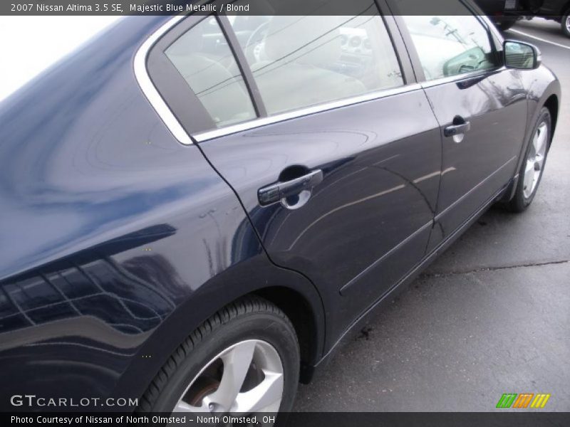 Majestic Blue Metallic / Blond 2007 Nissan Altima 3.5 SE