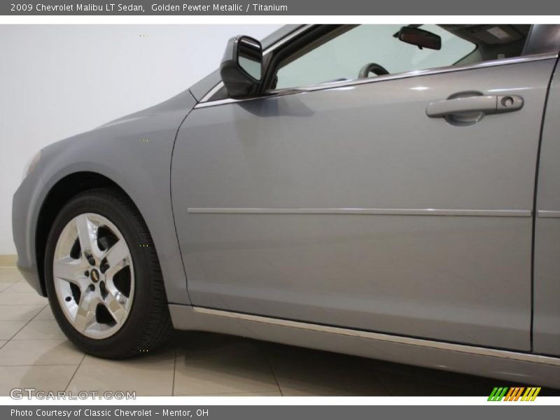 Golden Pewter Metallic / Titanium 2009 Chevrolet Malibu LT Sedan