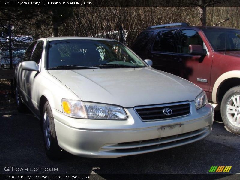 Lunar Mist Metallic / Gray 2001 Toyota Camry LE