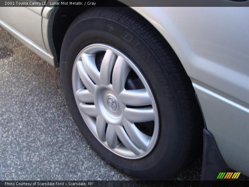Lunar Mist Metallic / Gray 2001 Toyota Camry LE