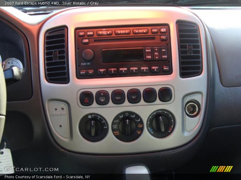 Silver Metallic / Gray 2007 Ford Escape Hybrid 4WD