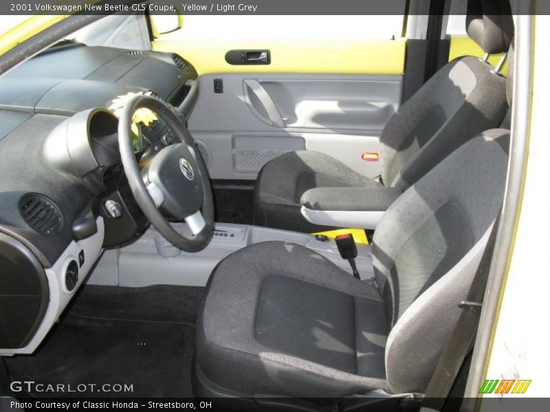 Yellow / Light Grey 2001 Volkswagen New Beetle GLS Coupe