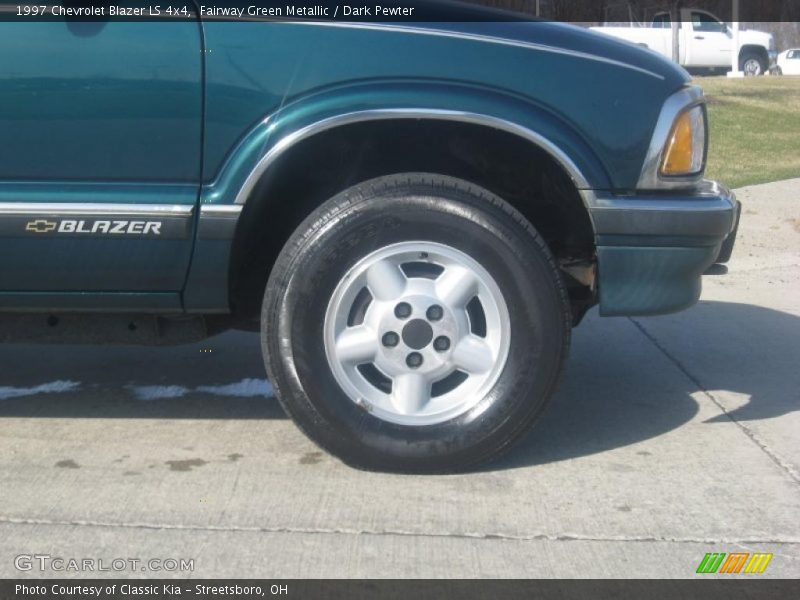Fairway Green Metallic / Dark Pewter 1997 Chevrolet Blazer LS 4x4