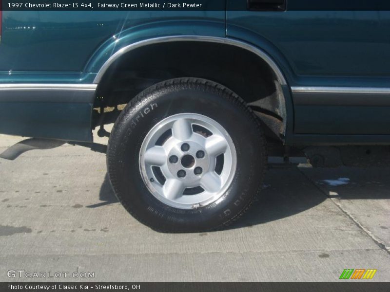 Fairway Green Metallic / Dark Pewter 1997 Chevrolet Blazer LS 4x4