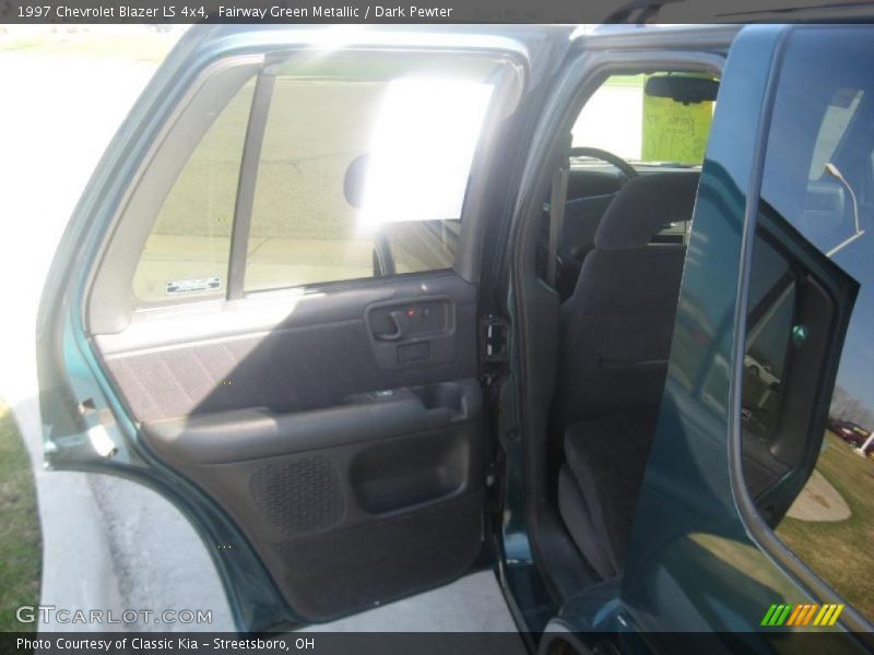 Fairway Green Metallic / Dark Pewter 1997 Chevrolet Blazer LS 4x4