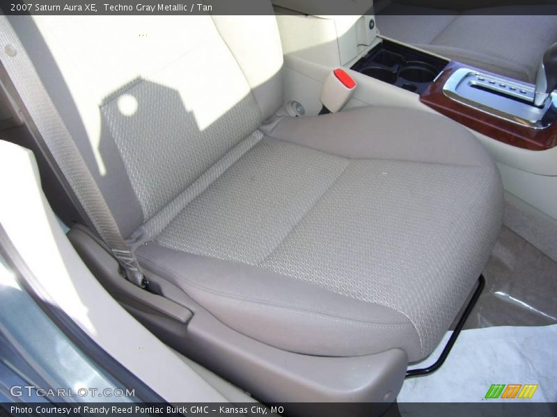 Techno Gray Metallic / Tan 2007 Saturn Aura XE