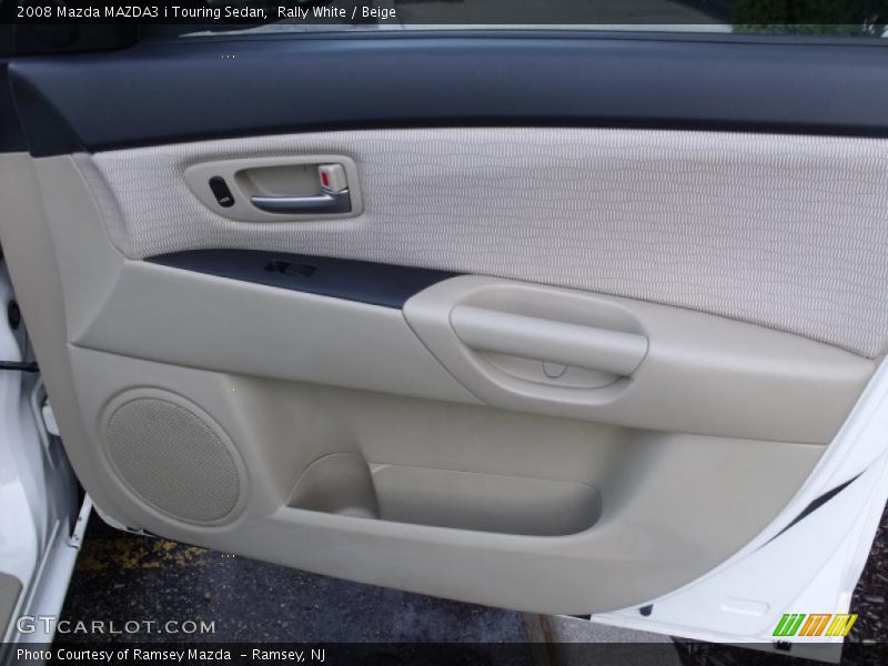 Rally White / Beige 2008 Mazda MAZDA3 i Touring Sedan