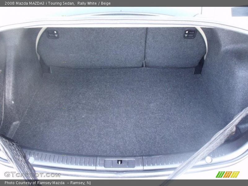 Rally White / Beige 2008 Mazda MAZDA3 i Touring Sedan
