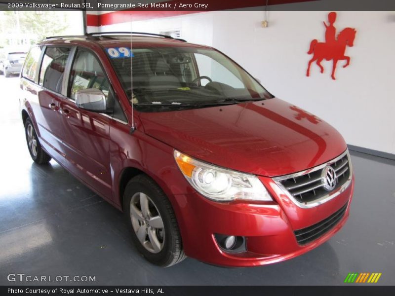 Pomegranate Red Metallic / Aero Grey 2009 Volkswagen Routan SEL