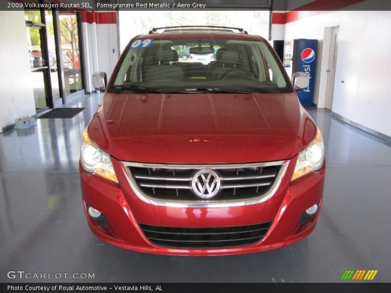 Pomegranate Red Metallic / Aero Grey 2009 Volkswagen Routan SEL