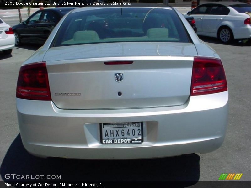 Bright Silver Metallic / Dark/Light Slate Gray 2008 Dodge Charger SE