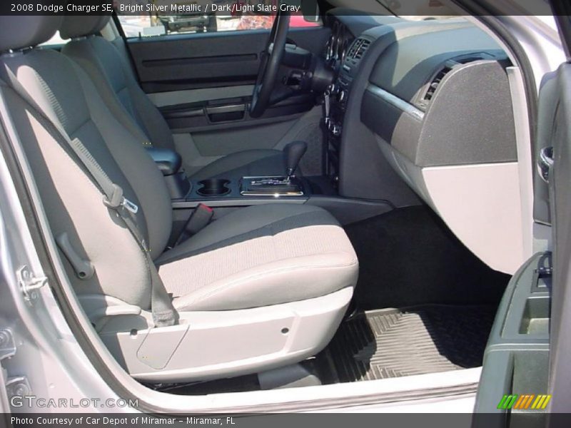 Bright Silver Metallic / Dark/Light Slate Gray 2008 Dodge Charger SE