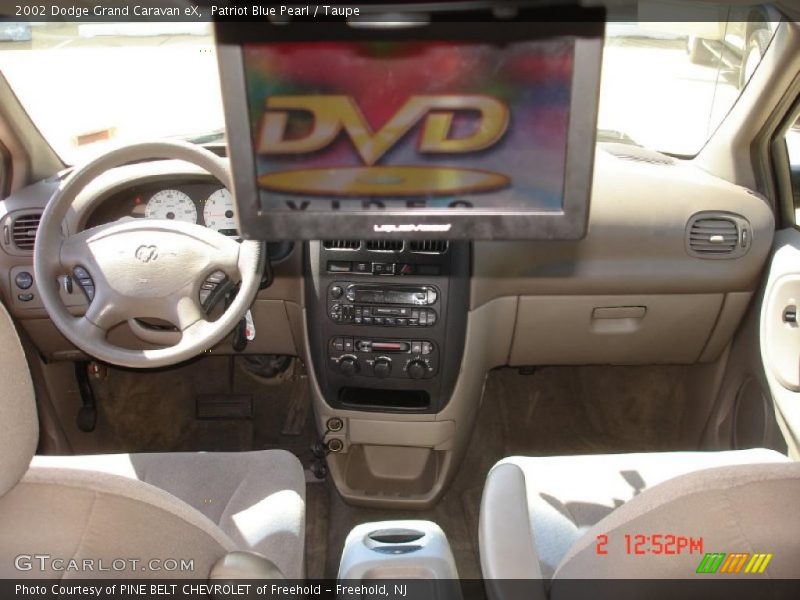 Patriot Blue Pearl / Taupe 2002 Dodge Grand Caravan eX