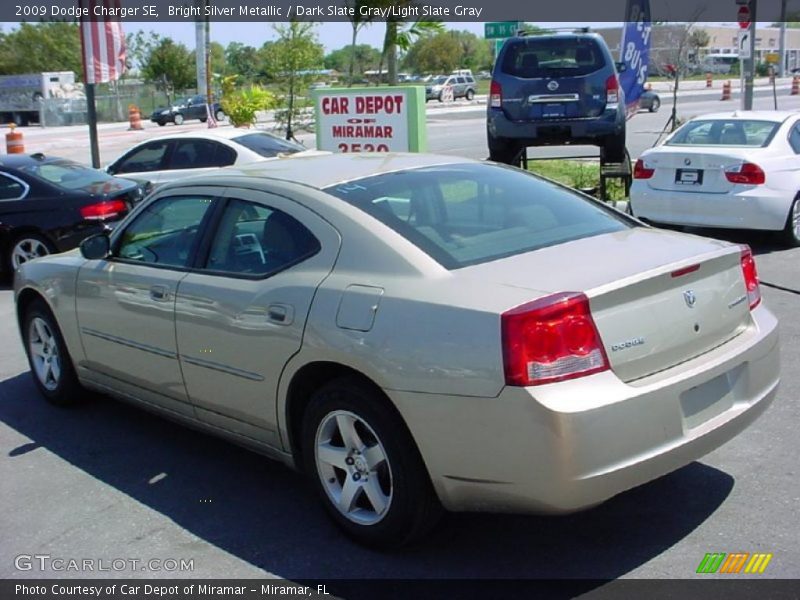 Bright Silver Metallic / Dark Slate Gray/Light Slate Gray 2009 Dodge Charger SE