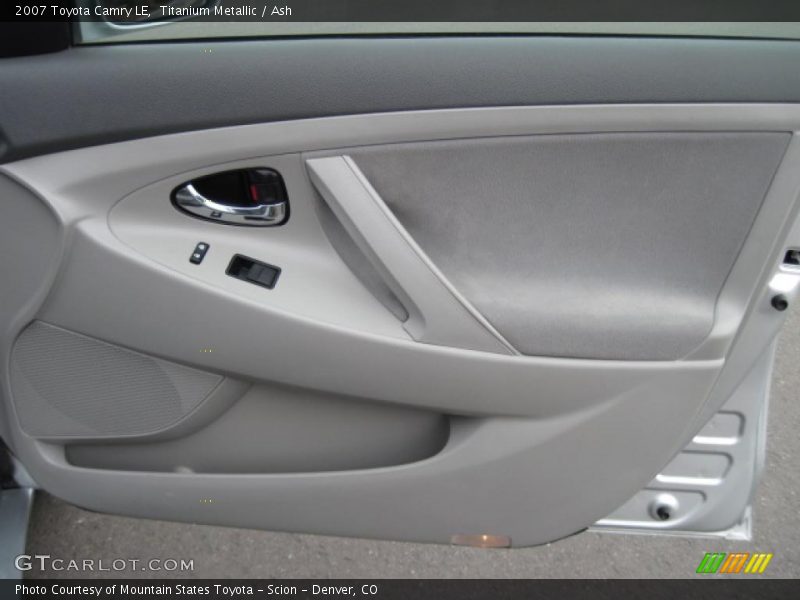 Titanium Metallic / Ash 2007 Toyota Camry LE