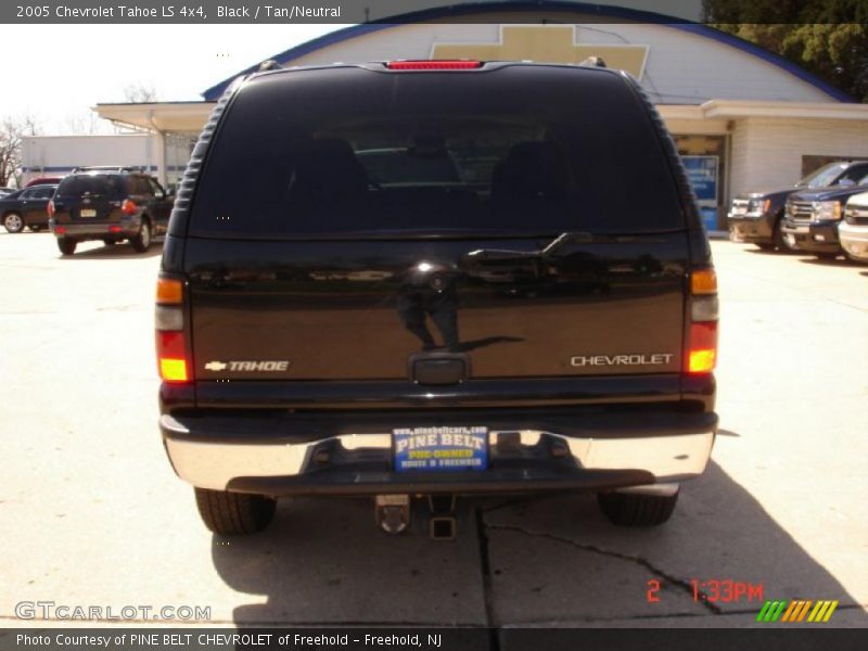 Black / Tan/Neutral 2005 Chevrolet Tahoe LS 4x4
