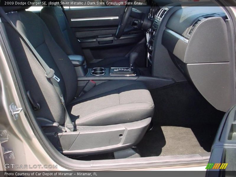 Bright Silver Metallic / Dark Slate Gray/Light Slate Gray 2009 Dodge Charger SE