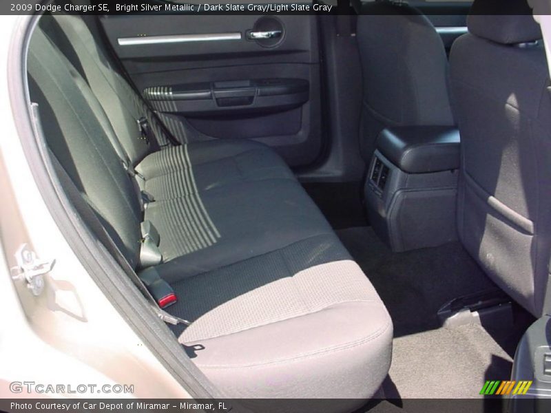 Bright Silver Metallic / Dark Slate Gray/Light Slate Gray 2009 Dodge Charger SE