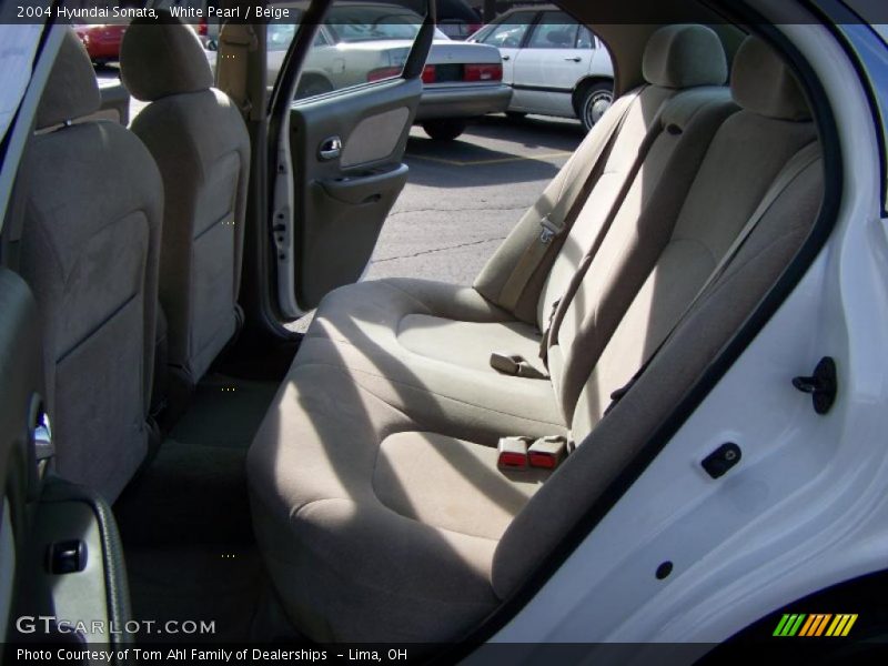 White Pearl / Beige 2004 Hyundai Sonata