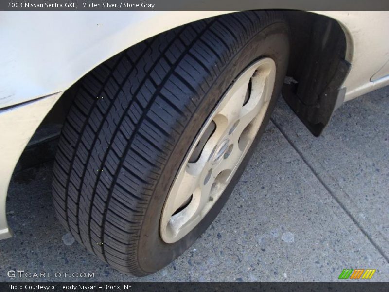 Molten Silver / Stone Gray 2003 Nissan Sentra GXE