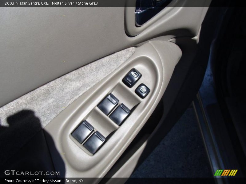 Molten Silver / Stone Gray 2003 Nissan Sentra GXE