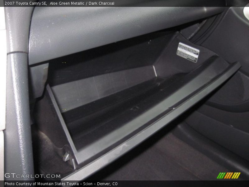 Aloe Green Metallic / Dark Charcoal 2007 Toyota Camry SE