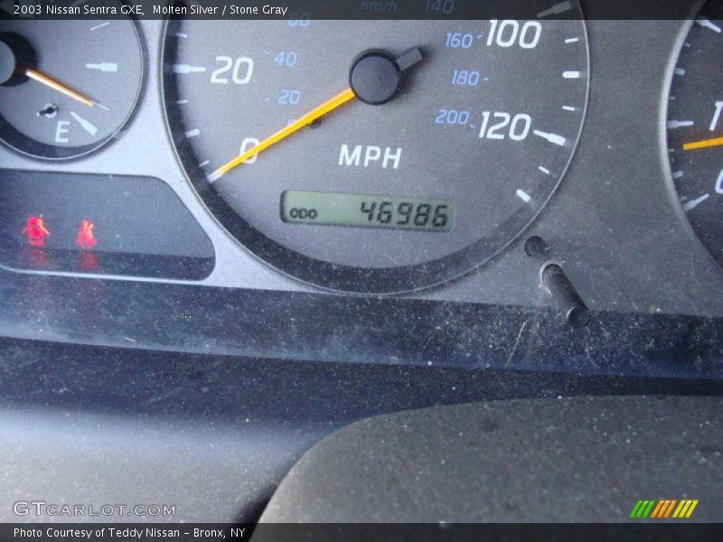 Molten Silver / Stone Gray 2003 Nissan Sentra GXE