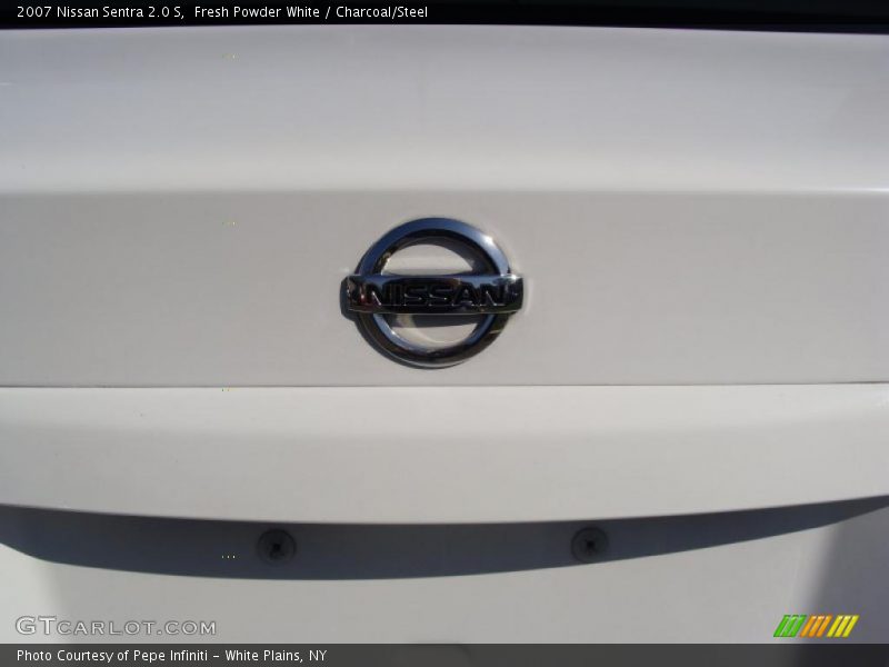 Fresh Powder White / Charcoal/Steel 2007 Nissan Sentra 2.0 S