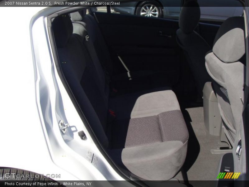 Fresh Powder White / Charcoal/Steel 2007 Nissan Sentra 2.0 S