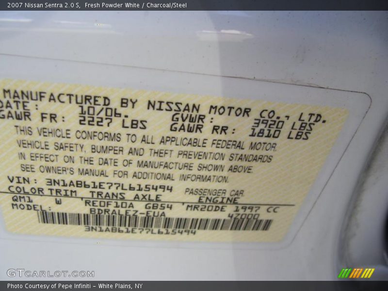 Fresh Powder White / Charcoal/Steel 2007 Nissan Sentra 2.0 S