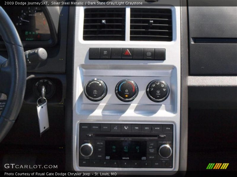 Silver Steel Metallic / Dark Slate Gray/Light Graystone 2009 Dodge Journey SXT
