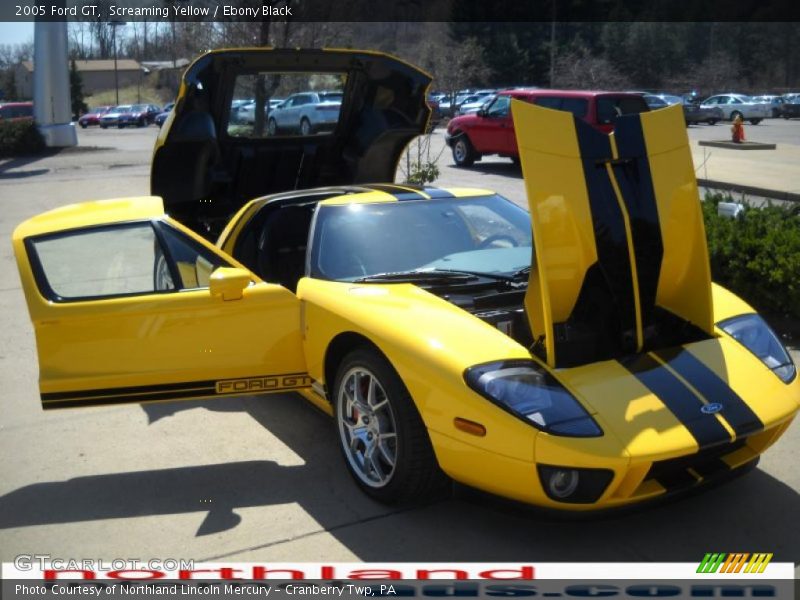 Screaming Yellow / Ebony Black 2005 Ford GT