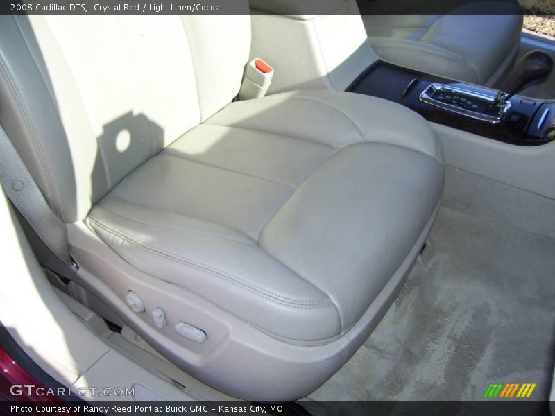 Crystal Red / Light Linen/Cocoa 2008 Cadillac DTS